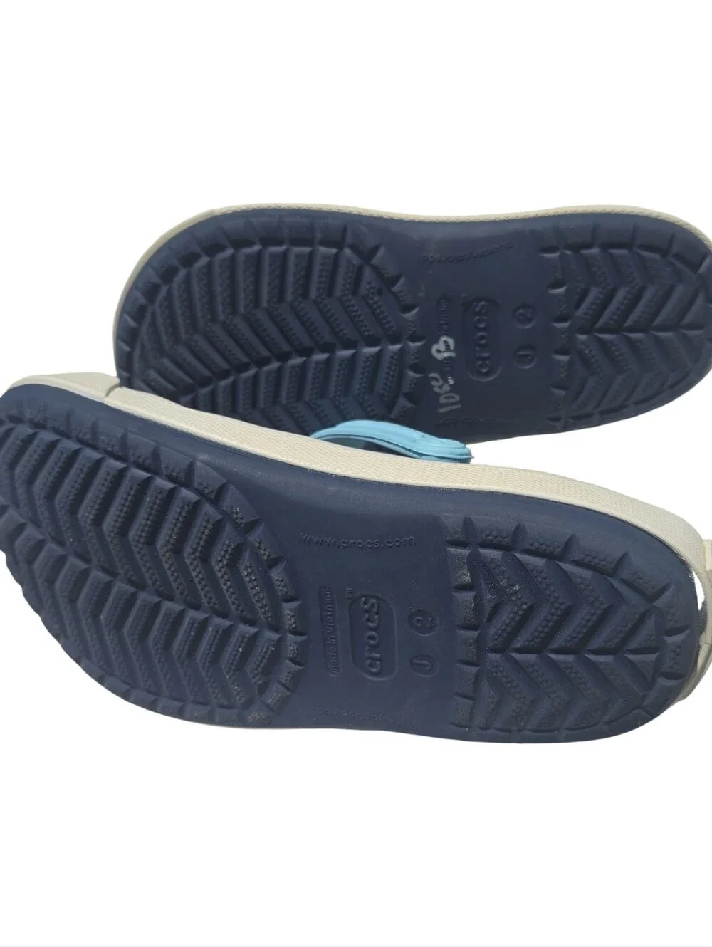 CROCS Kids Navy and Light Blue Classic Clog Water Clogs Slip-on Vacation Pool